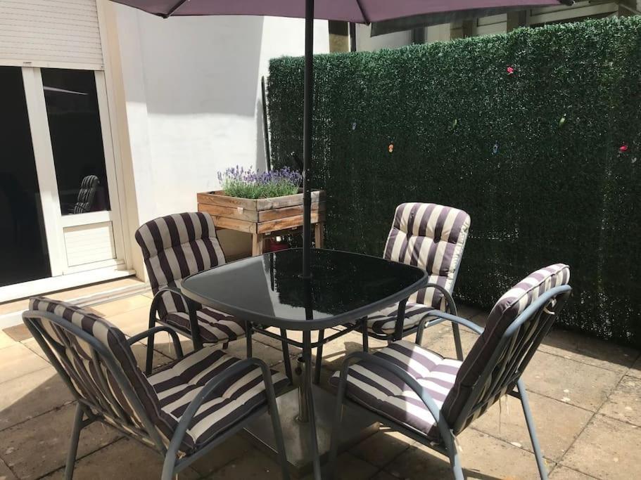 Appartement Avec Terrasse Centre De La Bastide Carcasona Exterior foto